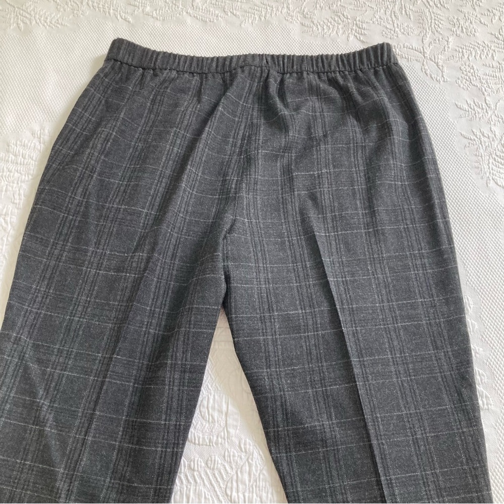 Eileen Fisher Gray Ankle Pants - Picture 13 of 15
